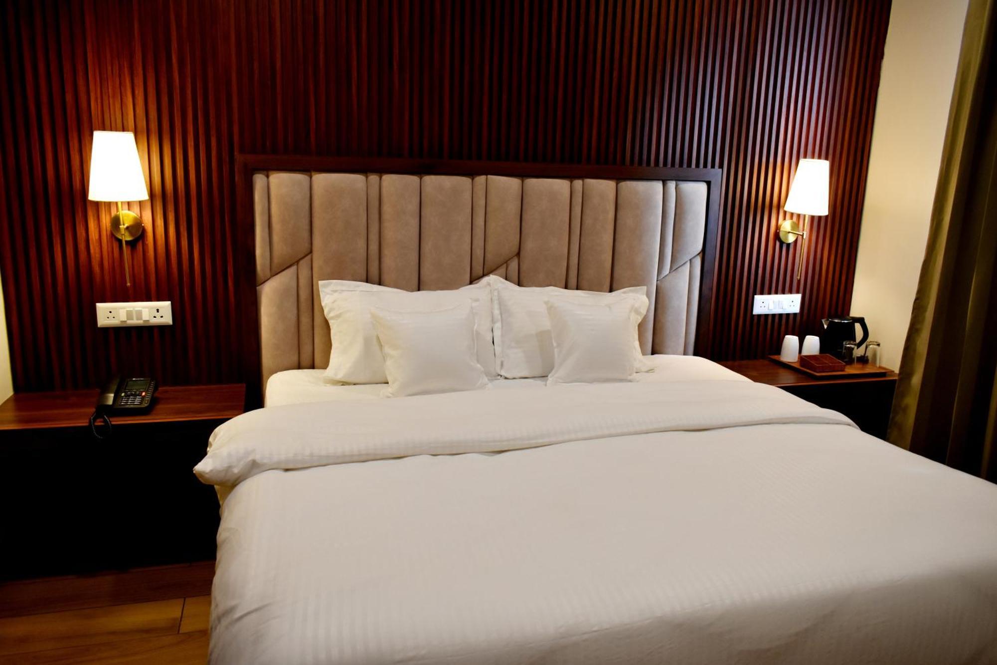 Rega Manivedya The Jungle Trail Resort مكتزور المظهر الخارجي الصورة