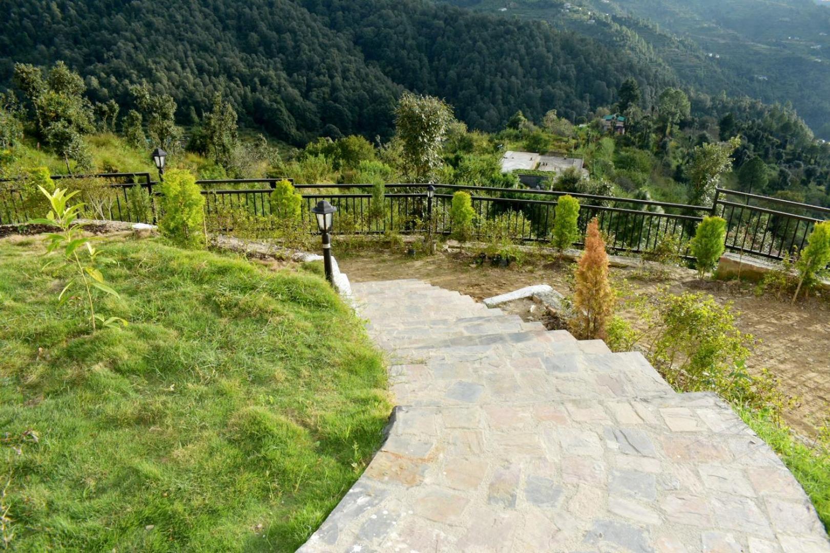Rega Manivedya The Jungle Trail Resort مكتزور المظهر الخارجي الصورة