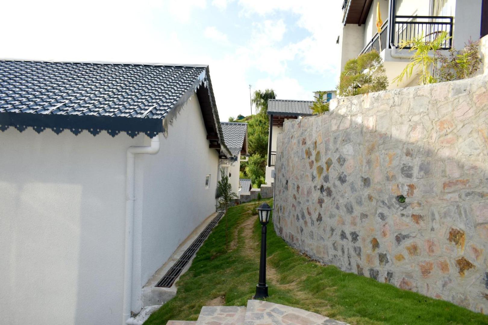 Rega Manivedya The Jungle Trail Resort مكتزور المظهر الخارجي الصورة